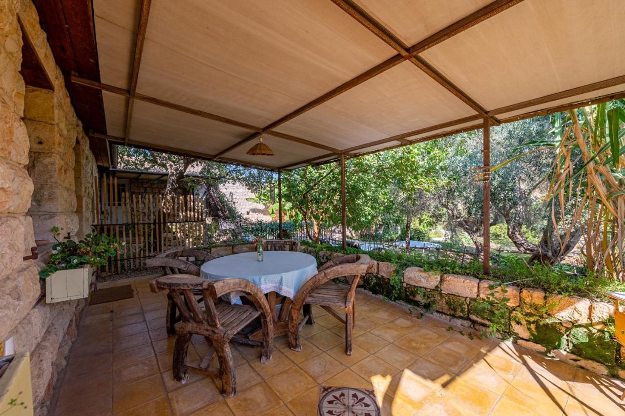 Hemdatya Stone Suites In The Galilee Ilaniya Exterior photo
