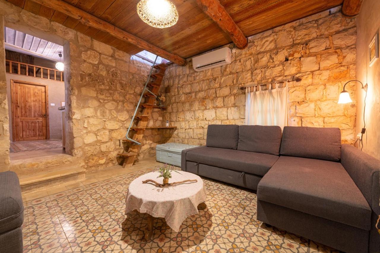 Hemdatya Stone Suites In The Galilee Ilaniya Exterior photo