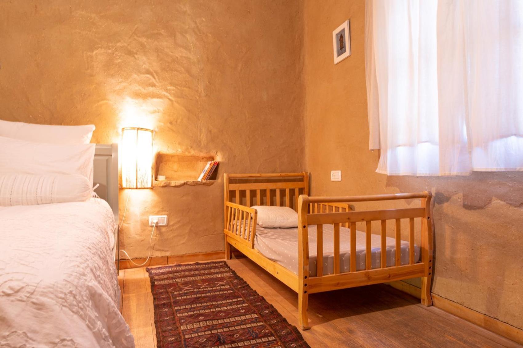 Hemdatya Stone Suites In The Galilee Ilaniya Room photo